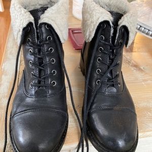 Patricia Nash Black Leather Short Boots with Sherpa Lining